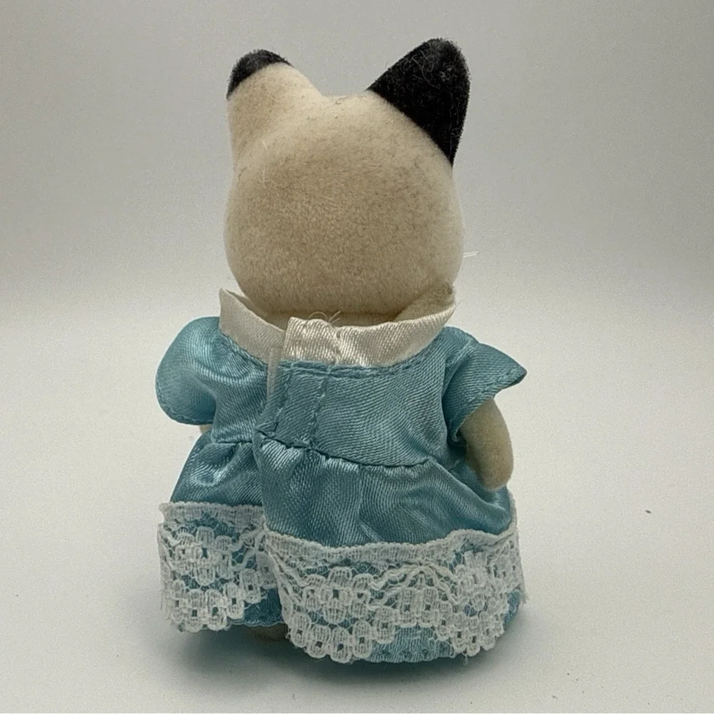 Calico Critter  Sylvanian Epoch Lily Marlow Blue Dress Child TUXEDO CAT Figure